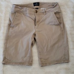 American Eagle Bermuda shorts size 4